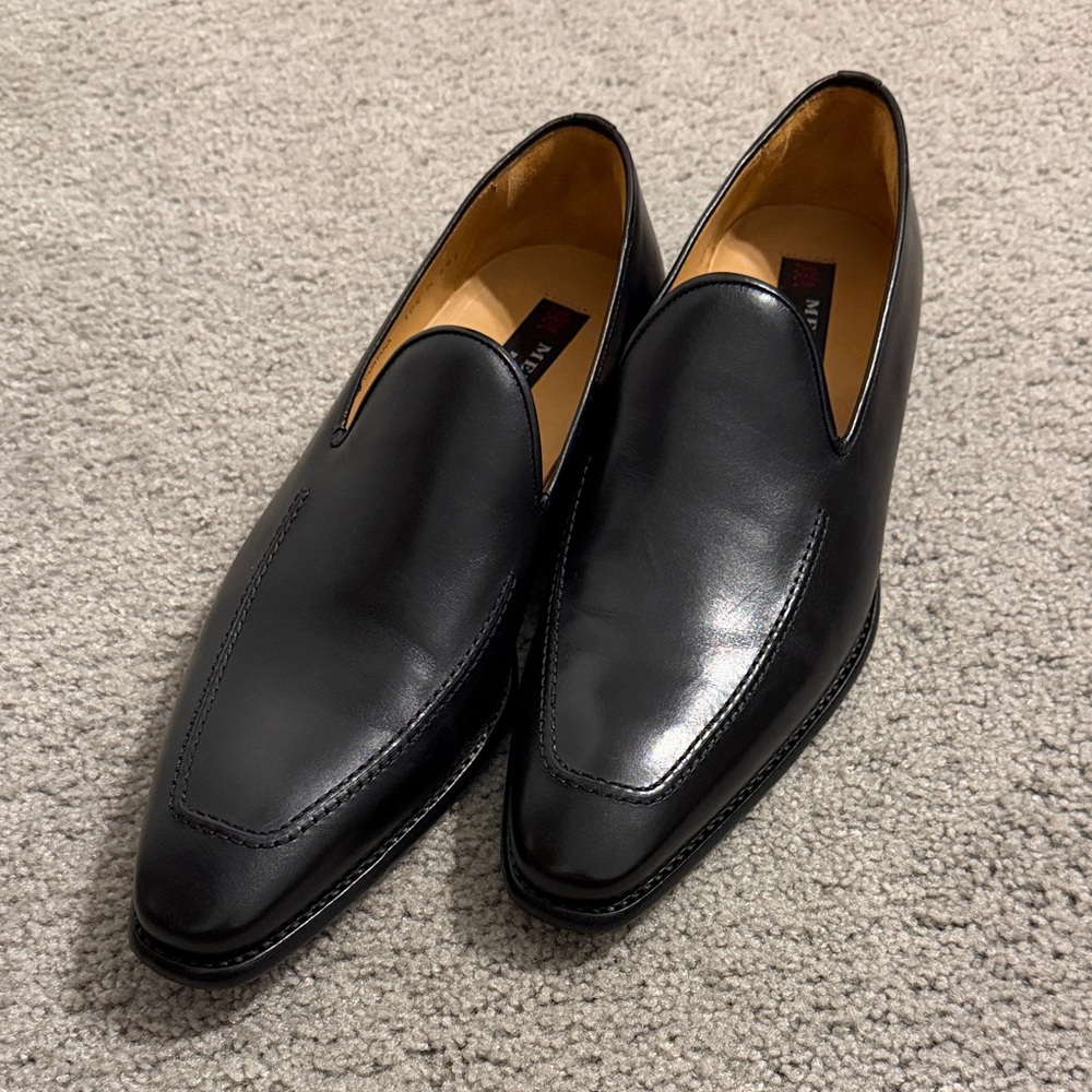 Men's Mezlan Black Leather Loafers